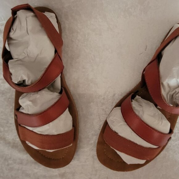 NEW Strappy Sandals Boutique women's 6 8 9 Brown Nest trendy comfy classic NIB - Picture 2 of 10